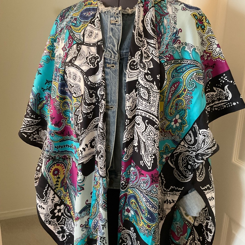 Silk Wrap NWT - Picture 3 of 6